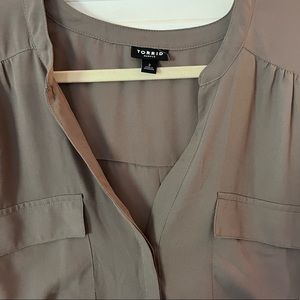 Torrid Harper georgette 3/4 sleeve top